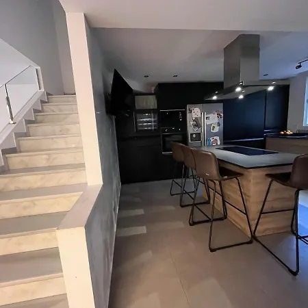 Luxury Golden Mile Townhouse Saltwater Pools, Walk To The Σπίτι διακοπών Μαρμπέλλα